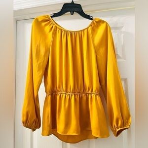 Banana republic ladies blouse extra small